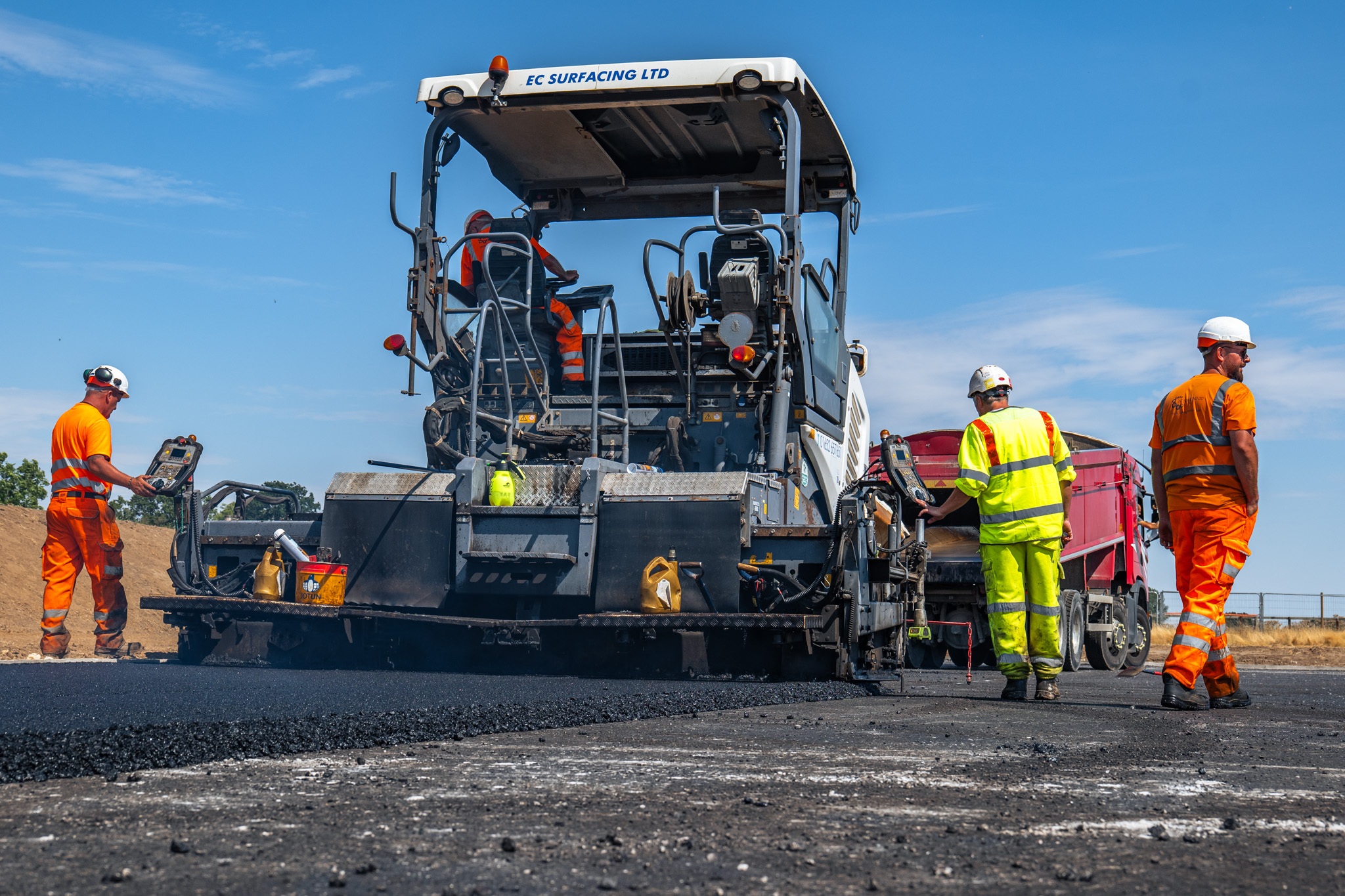 Major Surfacing Scheme Completed with Over 2,500 Tonnes of Asphalt Laid
